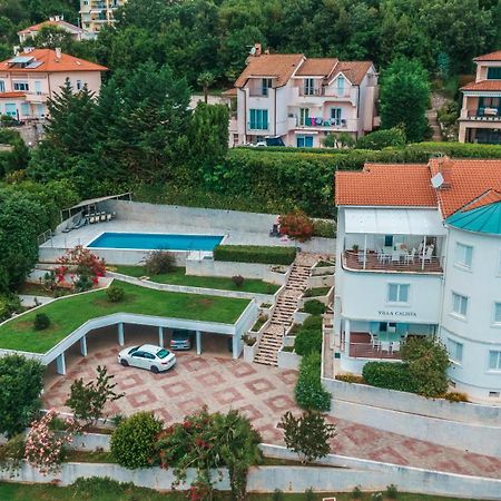 Villa Calista Icici Exterior photo